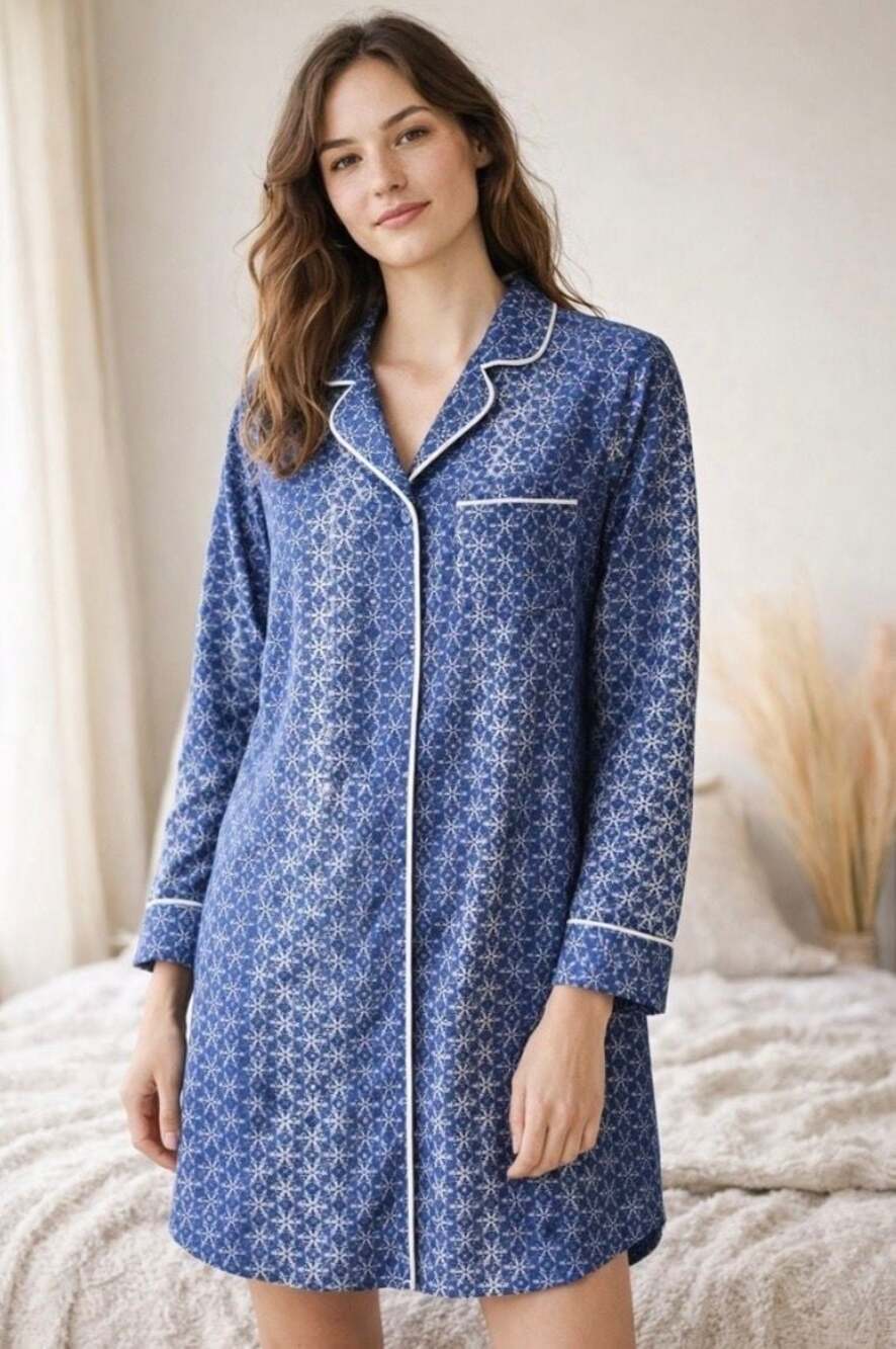 Van Winkle & Co. Portuguese Flannel Snowflake Nightshirt, Size M 100% Cotton